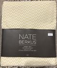062-18-0636 Nate Berkus New Rare