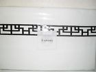 675716400408 Natori Black White King