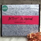 883893476738 Betsey Johnson New Poise Lace Queen Sheet Set