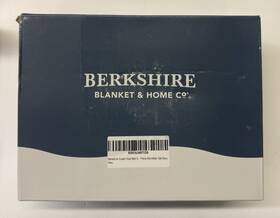 Berkshire 198062173173 Brushed Microfiber 100% Polyester Sheet 4 Piece Set Size Queen Blue Berkshire 198062173173 Brushed Microfiber 100% Polyester Sheet 4 Piece Set Size Queen Blue
