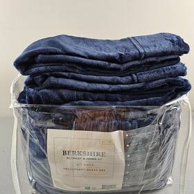 Berkshire 791551412618 Split King Velvetsoft Sheet 7piece Set Shelf3