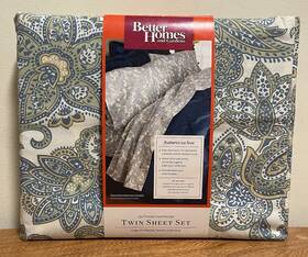 Better Homes & Gardens 844178014250 And 3 Piece Twin Sheet Set 250 Thread Count Percale Paisley
