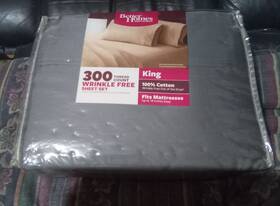Better Homes & Gardens 881813222786 And King Sheet Set Wrinkle Free 300 Thread Count 4pc