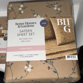 Better Homes & Gardens 887719272559 And 6-piece 300 Thread Count Lysia Floral Beige River-king
