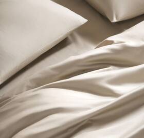 Brooklinen 840302716953 Luxe Sateen Core Sheet Set Cali King Pebble