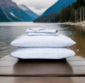 Brooklinen 840302745991 Luxe Sateen Core Sheet Set With 4 Pillows Calm Waters In Frost