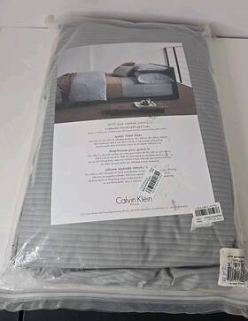 Calvin Klein 709271705378 Home 100% Pure Combed Fitted Queen Sheet