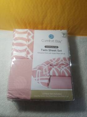 Comfort Bay 952079001935 Twin Sheet 3 Piece Sets College Dorms Pink Print