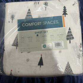 Comfort Spaces 022164421736 Cotton Flannel Warm Deep Pocket Reindeer Trees Full 4 Piece Set Comfort Spaces 022164421736 Cotton Flannel Warm Deep Pocket Reindeer Trees Full 4 Piece Set