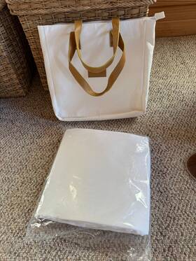 Cozy Earth 850735004404 Bamboo King White Fitted Sheet And Reusable Canvas Tote Bag Cozy Earth 850735004404 Bamboo King White Fitted Sheet And Reusable Canvas Tote Bag