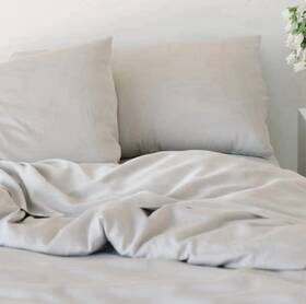 Blsslgk1465 Cozy Earth King Size 4 Piece Sheet Set Light Grey Nwt And Canvas Tote Bag