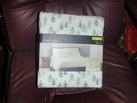 Cuddl Duds 400465034716 King Sz 4 Pc Soft Microfiber Sheet Set - Green Trees Landscape New