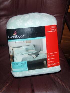 Cuddl Duds 791551499800 Microfleece Sheet Set Aqua Snowflake Queen New Retails 79.00