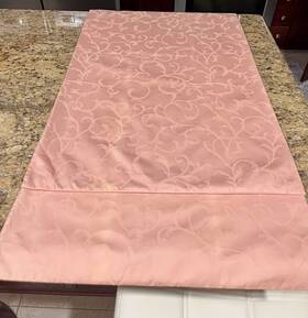 Cuddledown 888879037583 Set Of Scroll Jacquard Sateen 400tc King Mauve/dusty Rose Pillowcases Cuddledown 888879037583 Set Of Scroll Jacquard Sateen 400tc King Mauve/dusty Rose Pillowcases