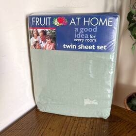 Fruit Of The Loom At Home 054162916822 Vintage Twin Sheet Set Sage Green Cotton Poly 1999 Nip Fruit Of The Loom At Home 054162916822 Vintage Twin Sheet Set Sage Green Cotton Poly 1999 Nip