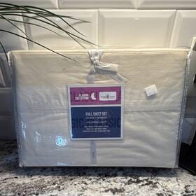 119384 Gotcha Covered Rn#119384 Classic Collection Full Sheet Set 300tc 100% Combed Cotton Ivory 119384 Gotcha Covered Rn#119384 Classic Collection Full Sheet Set 300tc 100% Combed Cotton Ivory