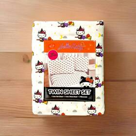Hello Kitty 032281117764 Twin White Sheet And Pillowcase Set Halloween Witch Pumpkin Broom Bat