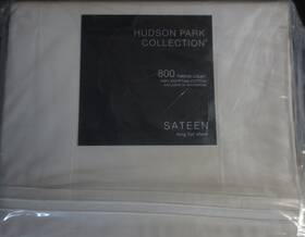 Hudson Park 732998706762 Collection King 800 Tc Flat Sheet - Ivory Hudson Park 732998706762 Collection King 800 Tc Flat Sheet - Ivory