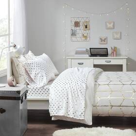 Intelligent Design 086569041197 Queen Super Soft Metallic Dot Printed Deep Pocket Sheet Set Intelligent Design 086569041197 Queen Super Soft Metallic Dot Printed Deep Pocket Sheet Set