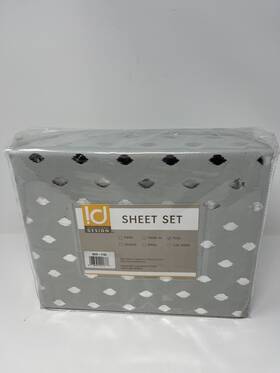 Intelligent Design 086569221315 Sheet Set Full Size Metallic Dot Printed Gray Silver New Intelligent Design 086569221315 Sheet Set Full Size Metallic Dot Printed Gray Silver New