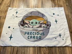 811430 Jay Franco And Sons Star Wars The Mandalorian Curious Child Pillowcase 29 Inch Long 811430 Jay Franco And Sons Star Wars The Mandalorian Curious Child Pillowcase 29 Inch Long