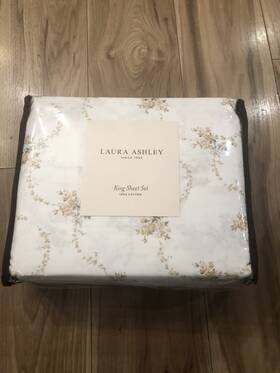 Laura Ashley 002186460241 Petite Rose King Sheet Set Golden Yellow Laura Ashley 002186460241 Petite Rose King Sheet Set Golden Yellow