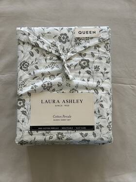 Laura Ashley 199165005453 New 4pc Queen Sheet Set French Country Floral Miranda Green And White