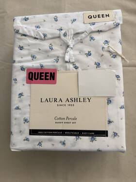 Laura Ashley 199165069486 New 4pc Queen Sheet Set Cottage Rosy Day Blue Green And White