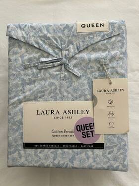 Laura Ashley 883893955714 New 4pc Queen Sheet Set Cottage Floral Blossoming Blue And White