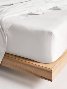 01664d052 Linen House Augusta Fitted Sheet 50cm Wall White - Super King 01664d052 Linen House Augusta Fitted Sheet 50cm Wall White - Super King