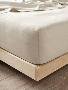 01727e352 Linen House Nimes Fitted Sheet Natural - Queen
