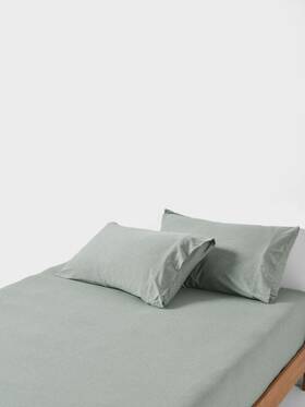01897m547 Linen House Ryland Fitted Sheet Pillowcase Set Eucalyptus - King Single 01897m547 Linen House Ryland Fitted Sheet Pillowcase Set Eucalyptus - King Single