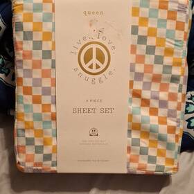 Rf81704321 Live. Love. Snuggle. Queen 4 Piece Sheet Set Multicolor Checked 100% Polyester Rf81704321 Live. Love. Snuggle. Queen 4 Piece Sheet Set Multicolor Checked 100% Polyester