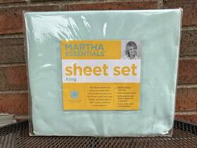 20kssaq822 Martha Essentals Stewart Collection King Size Sheet Set Aqua / Mint Green Cotton Percale