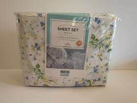 Martha Stewart 659857384506 Newmartha Mix And Match Summery Queen Sheet Set Buttercups Freesia Martha Stewart 659857384506 Newmartha Mix And Match Summery Queen Sheet Set Buttercups Freesia