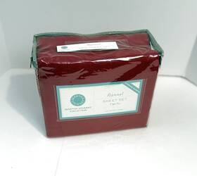Martha Stewart 732994376075 Collection Solid Red Flannel Twin Sheet Set New Mint