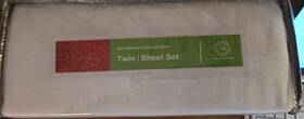 Martha Stewart 766390152834 The Holiday Collection Twin Sheet Set Ivory 100% Cotton Flannel Martha Stewart 766390152834 The Holiday Collection Twin Sheet Set Ivory 100% Cotton Flannel