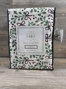 Modern. Southern. Home. 086569238085 Brand New Flannel Full Sheet Red/green Holly Bows Warm Soft