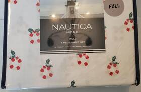 Nautica 883893845633 Holiday Full Sheet Set Christmas Red White Life Preserver Wreath Saver
