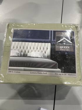 Noble House 804028113526 Queen 300 Thread Count Sheet Set - Green Noble House 804028113526 Queen 300 Thread Count Sheet Set - Green