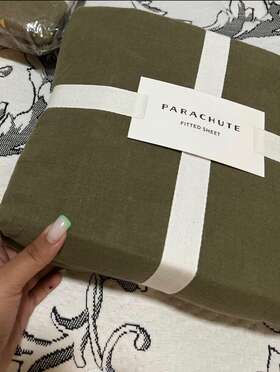Parachute 843734121050 Green/moss Fitted Bed Sheet Brand New With Tags Parachute 843734121050 Green/moss Fitted Bed Sheet Brand New With Tags