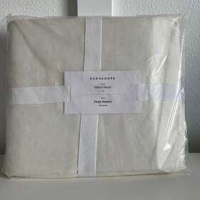 Parachute 843734167362 New Home King Sateen Satin Fitted Sheet Cream Drap Housse 100% Cotton Parachute 843734167362 New Home King Sateen Satin Fitted Sheet Cream Drap Housse 100% Cotton
