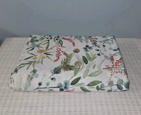 1483258 Pottery Barn Noel Botanical Queen Flat Sheet Only Organic Cotton