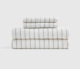 68459 Quince Nwt European Linen Sheet Set Full Double Pencil Stripe 4 Pc Msrp 169.90 68459 Quince Nwt European Linen Sheet Set Full Double Pencil Stripe 4 Pc Msrp 169.90