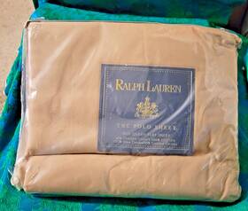 Ralph Lauren 028828689047 Nos Vintage Polo Inch Fawn Colored Flat Sheet - Queen Size 250 Thread Ralph Lauren 028828689047 Nos Vintage Polo Inch Fawn Colored Flat Sheet - Queen Size 250 Thread