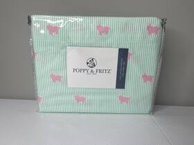 Ushsa01090503 Revman International Nip Poppy And Fritz Crisp Pink Pigs Green Stripe Twin Bed Sheet Set - 100% Cotton Ushsa01090503 Revman International Nip Poppy And Fritz Crisp Pink Pigs Green Stripe Twin Bed Sheet Set - 100% Cotton