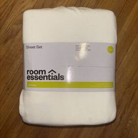 Room Essentials 191908876450 Solid Jersey Sheet Set Queen White New Room Essentials 191908876450 Solid Jersey Sheet Set Queen White New