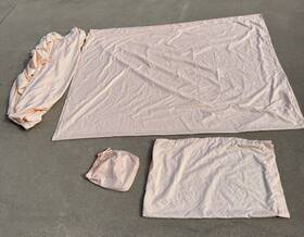 Room Essentials 490622314256 Twin Xl Sheet Set 4 Piece Peachy Pink Side Pocket Carry Bag