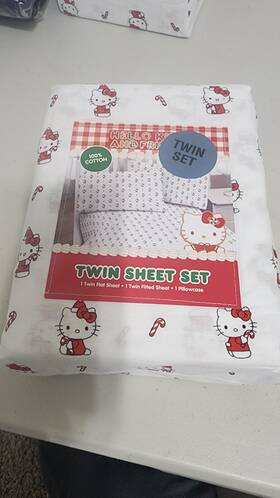Sanrio 032281108731 New Hello Kitty Candycane Bows Twin 3-pc Sheet Set Cotton Sanrio 032281108731 New Hello Kitty Candycane Bows Twin 3-pc Sheet Set Cotton