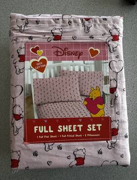 Sanrio 032281787240 New Hello Disney Winnie Pooh Pink Hearts Cotton Valentine Full Sheet Set 4-pc